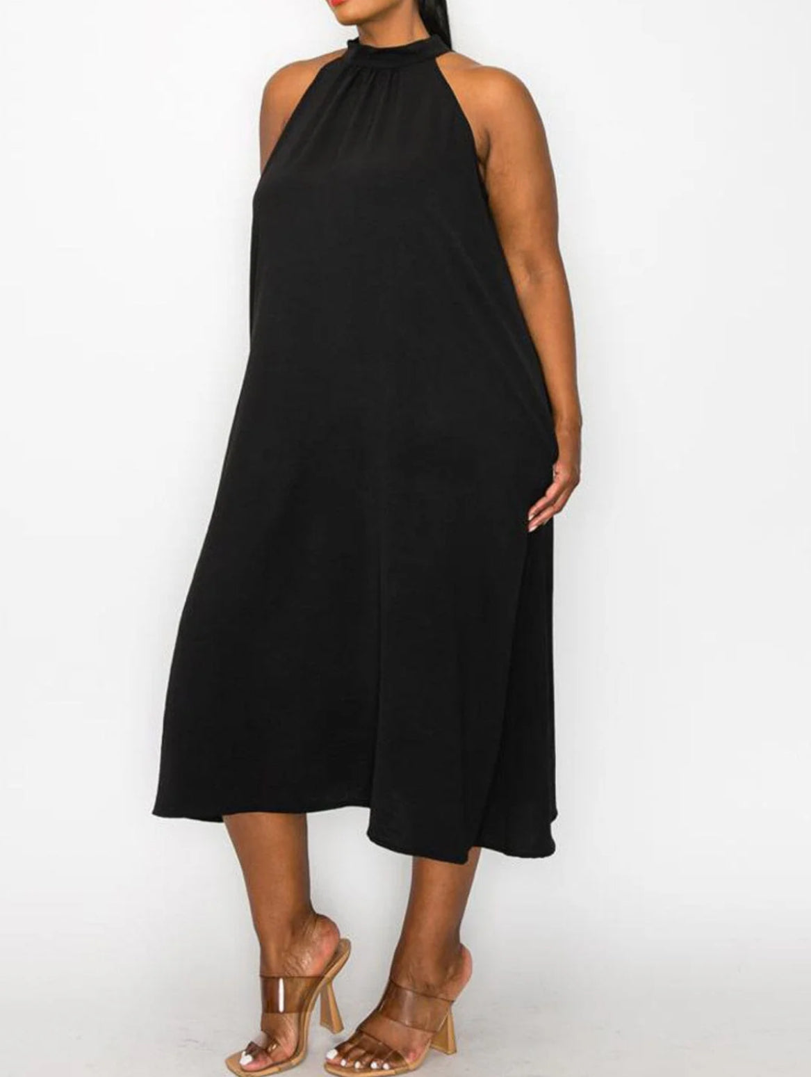 042524 - Plus Size Ginger Halter Neck Midi Dress