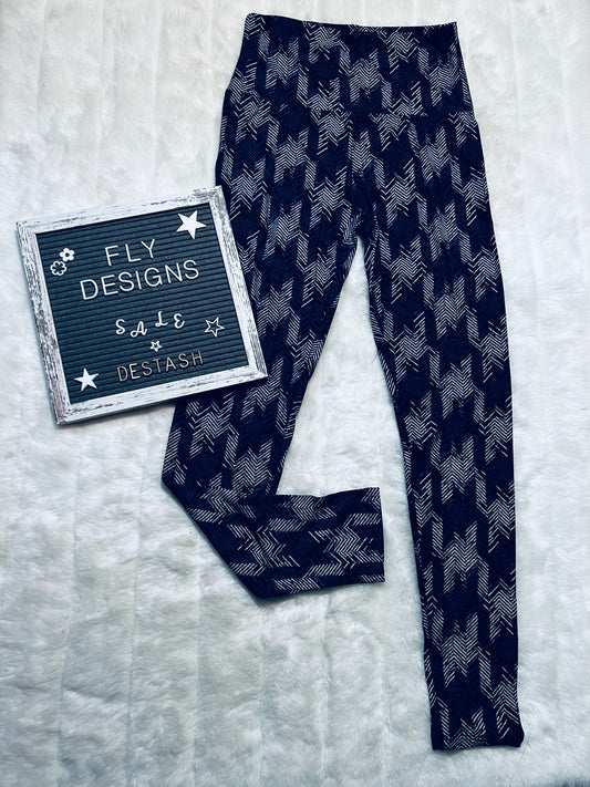 Blue leggings