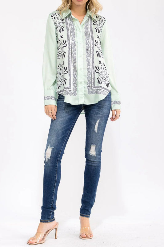 111625 Shelby Print Long Sleeves Blouse