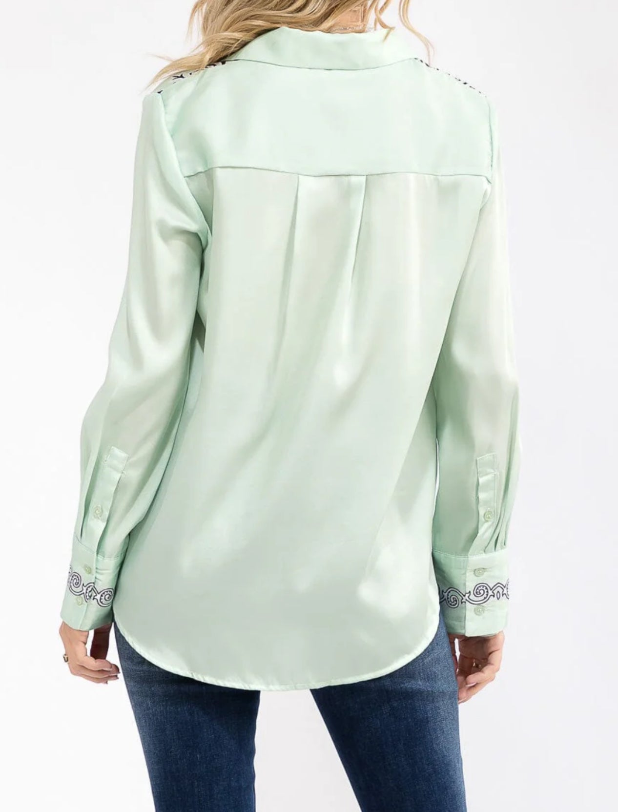 111625 Shelby Print Long Sleeves Blouse