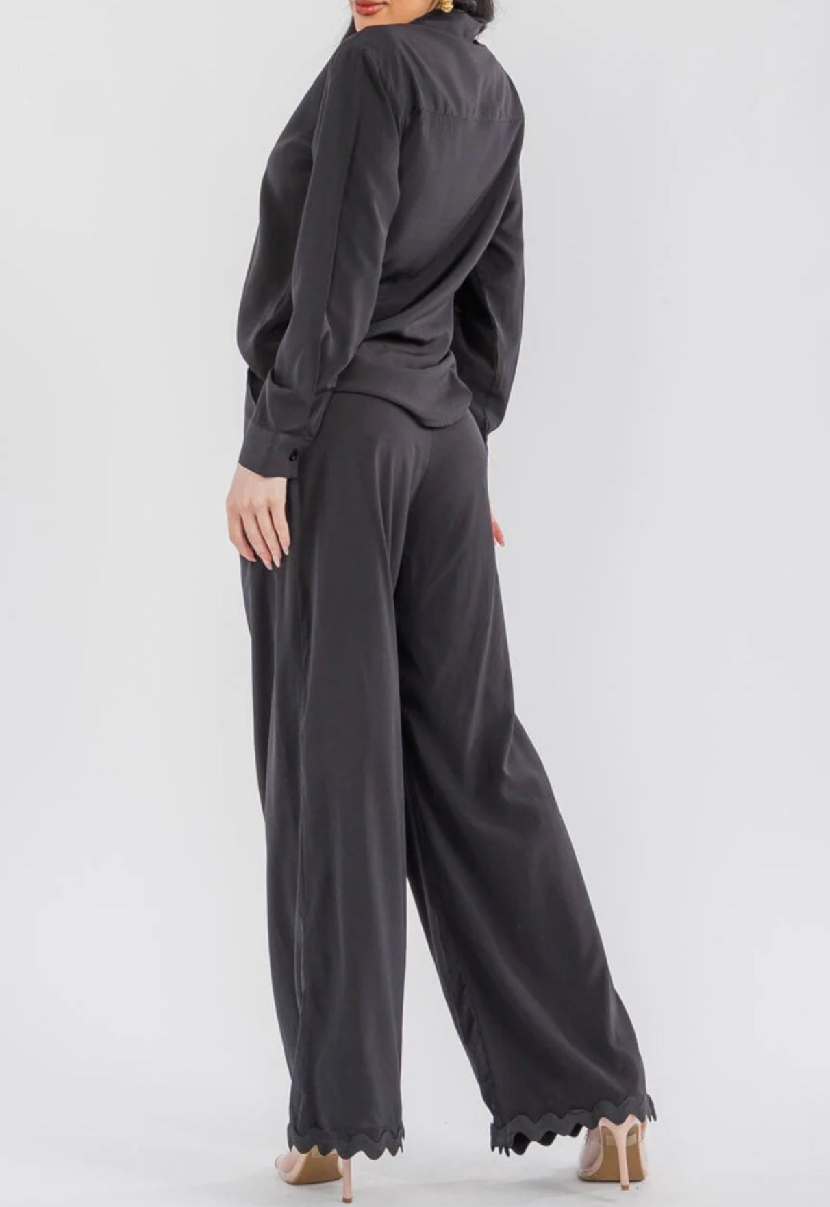 030126 BRENDA LONG SLEEVE TOP & BUTTON CLOSURE PANTS TRIM DETAILED 2 PIECES SET
