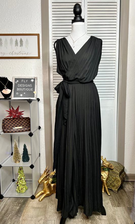 Black V-neck Pleated Jumpsuit